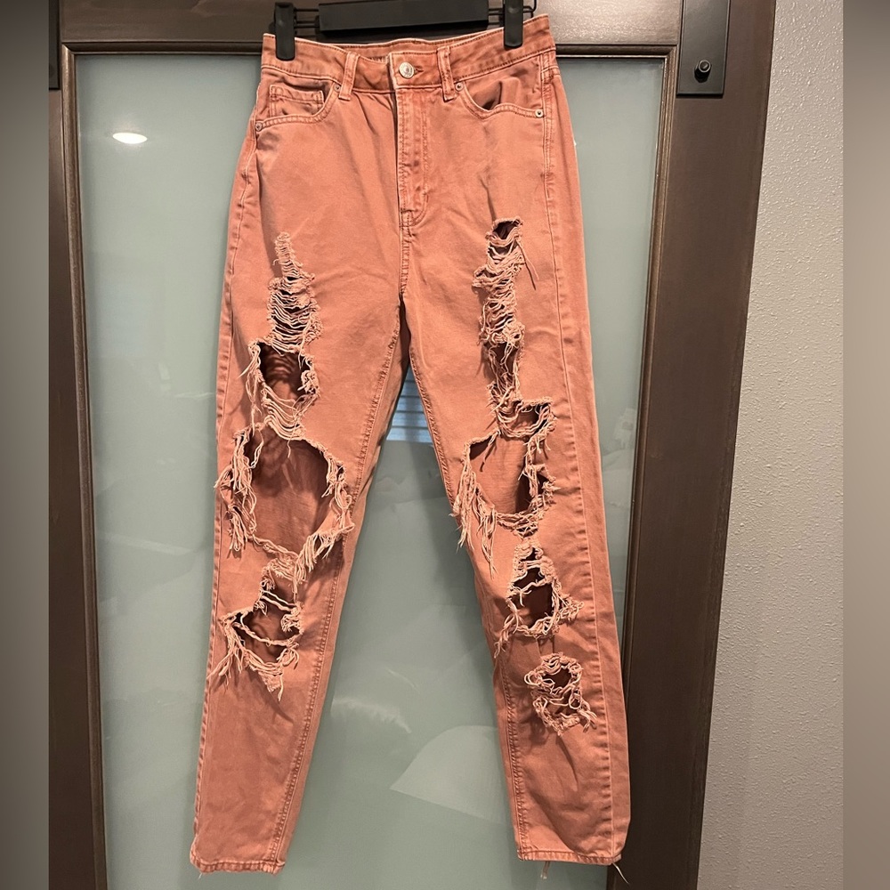 American Eagle dusty rose mom jeans